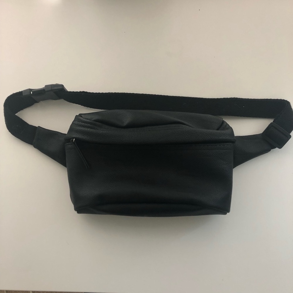 Faux leather Fanny pack